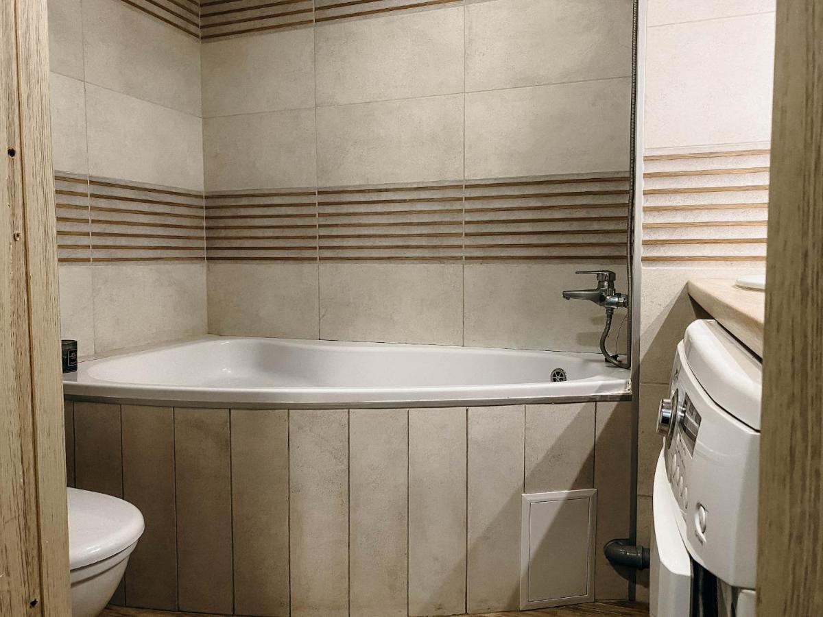 Апартаменти В Центрі Міста Ternopil Exterior photo